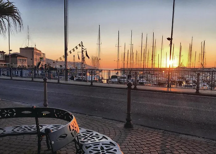 Gorgeous In Imperia, Loc * Poggi