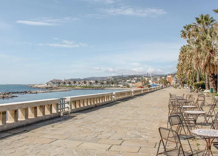 Gorgeous In Imperia, Loc Casa vacanze *