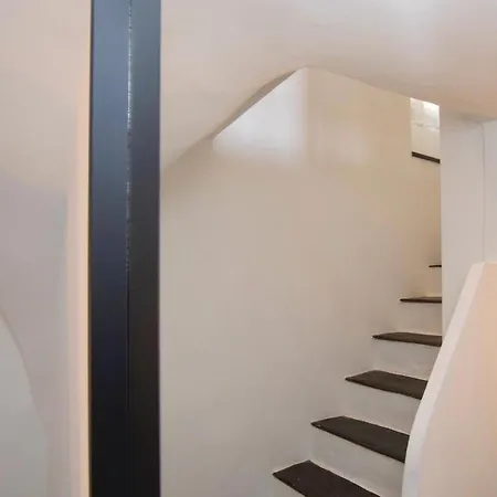 Ferienhaus Gorgeous In Imperia, Loc *