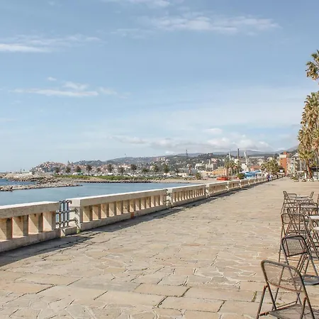 Gorgeous In Imperia, Loc Tatil Evi *