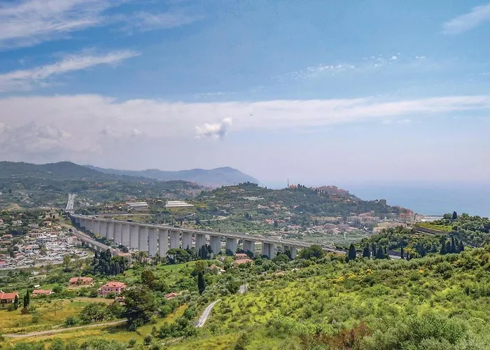 Gorgeous In Imperia, Loc Poggi